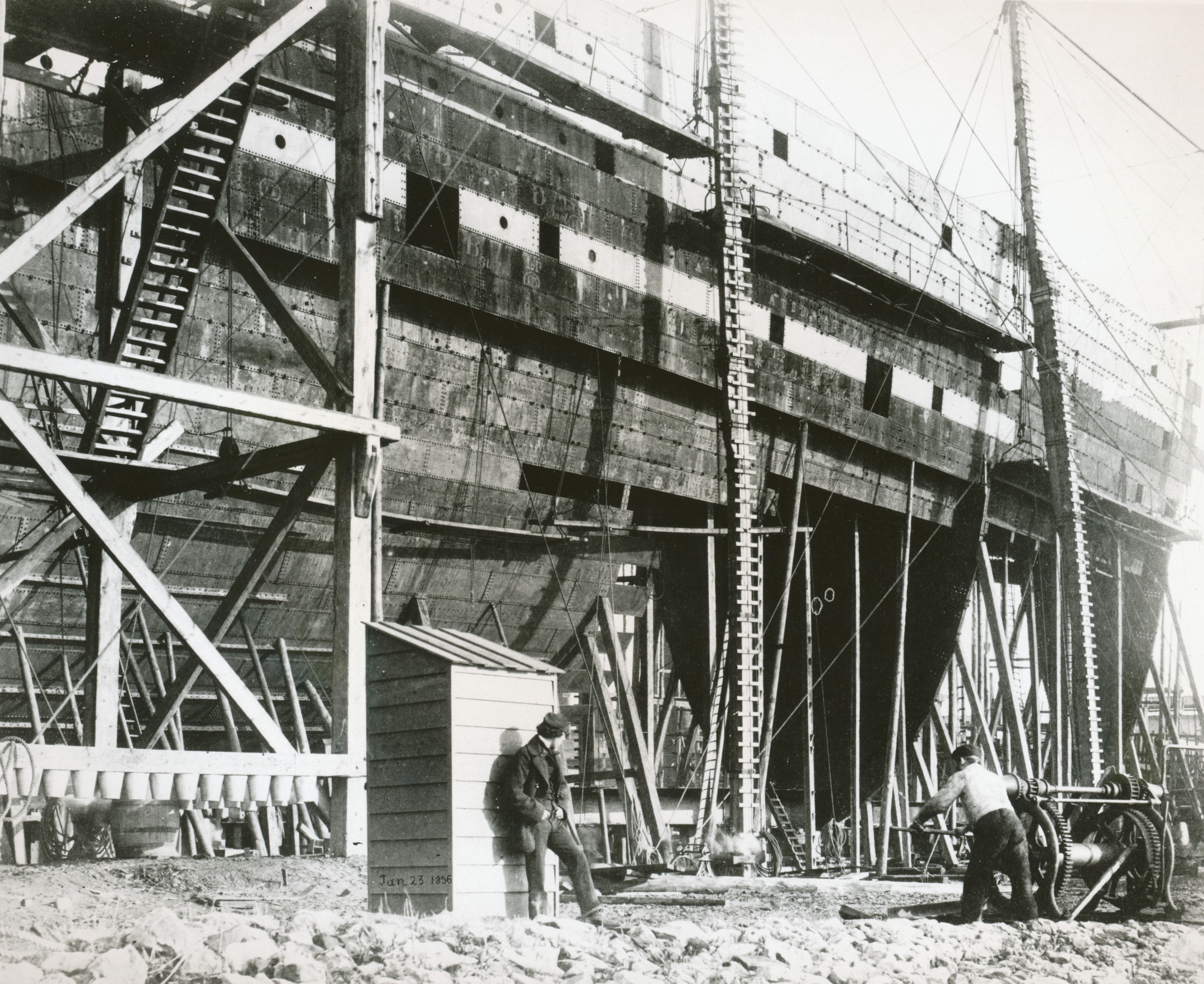 Black and white photographic print showing the SS Great Eastern under construction, 23 January 1856.